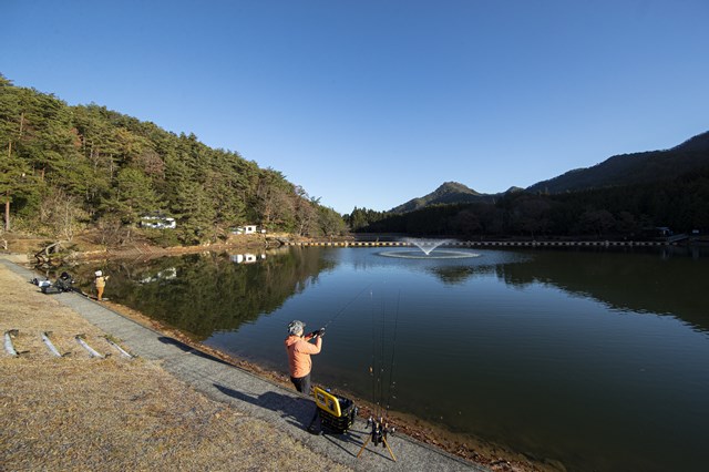 管理釣り場で大物を狙うコツ│フィッシャーリゾートしょうばらで実際に